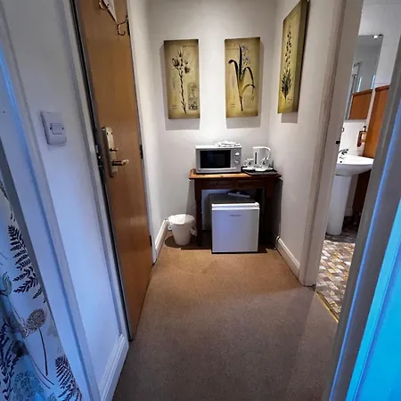 Kearton Hotel Thwaite