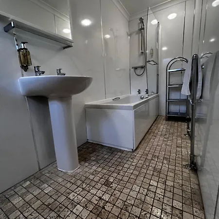 Hotel Kearton 3*