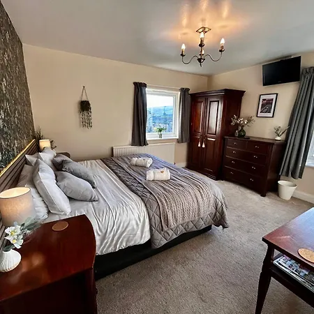 Kearton Hotel Thwaite