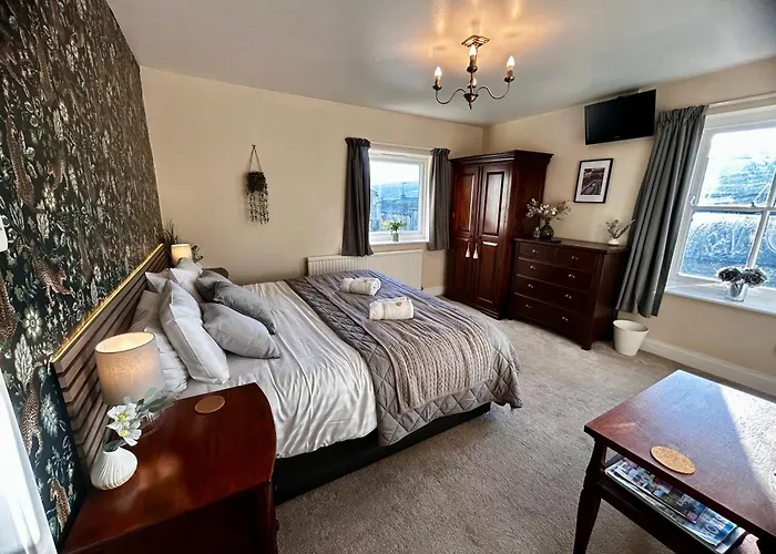 Kearton Hotel Thwaite