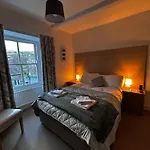 Kearton Hotel